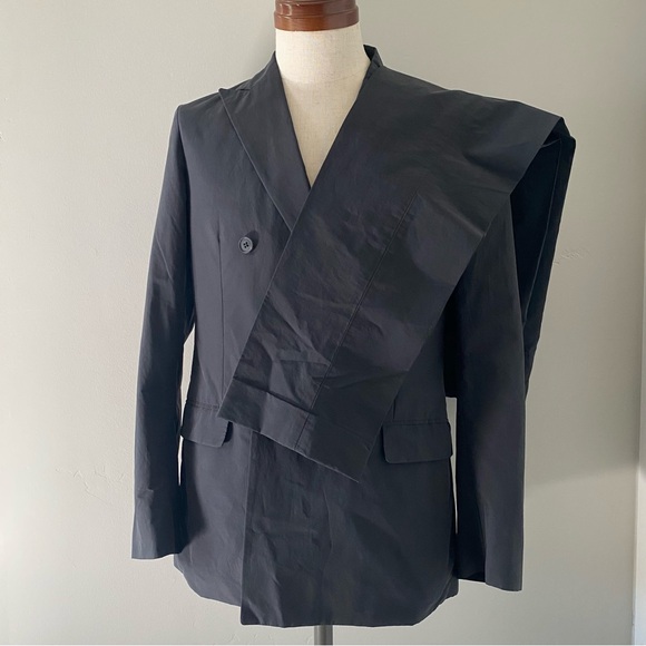 UNITED ARROWS men’s nylon/cotton grayish navy double breasted suit, JP 46 (~36S) - Picture 2 of 16